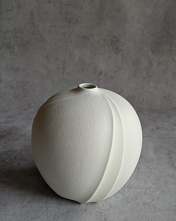 宮川浩一 陶芸家 有名 売れっ子 男前 陶芸 大阪 下呂 白磁 日本工芸会 日本伝統工芸展